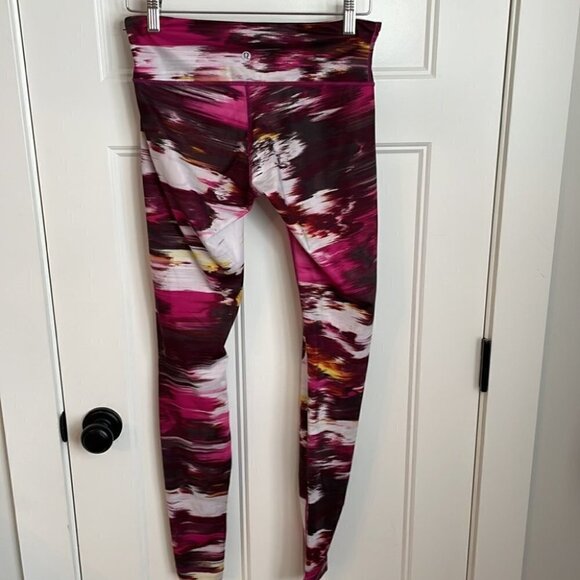 Lululemon Wunder Under Pant III Full-On LuxtremePigment Wind Berry Rumble Multi - Picture 6 of 7